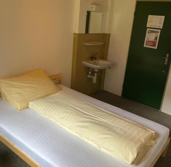 Номер Стандарт, Alpine Base Hostel   Adults Only