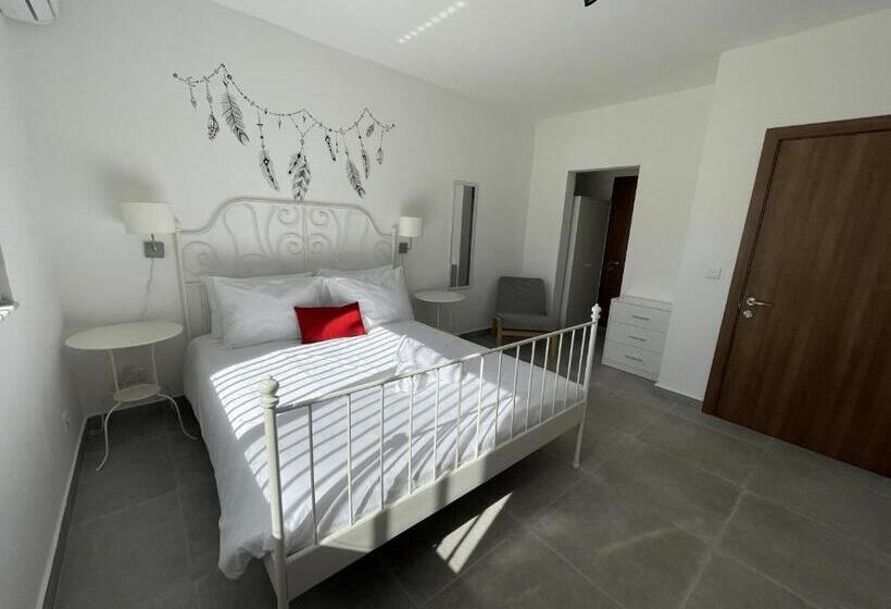اتاق استاندارد, Casa Leon Malta