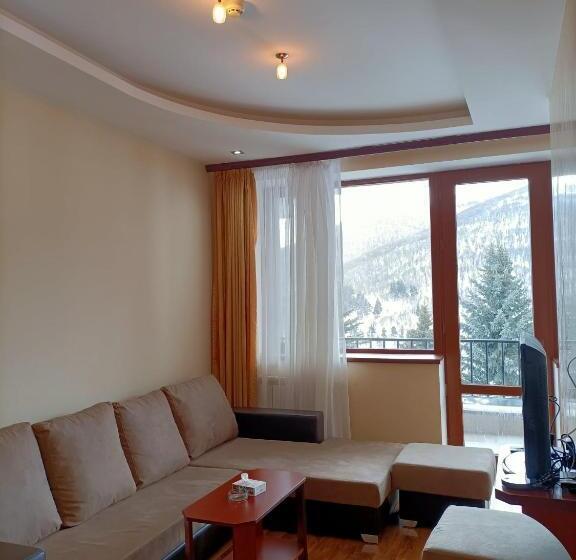 Четырехместный Номер Superior, Ani Resort