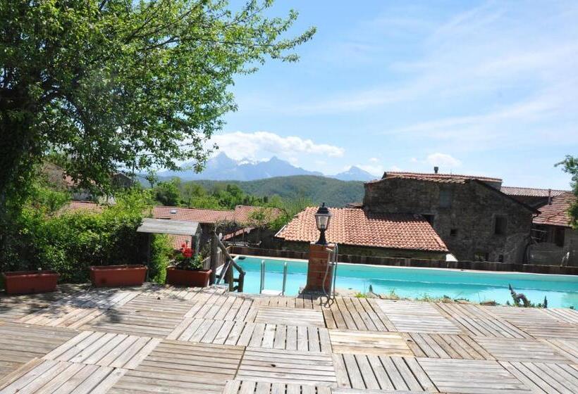 اتاق استاندارد با چشم‌انداز باغ, Agriturismo B&b Luna Di Quarazzana In Fivizzano Tuscany