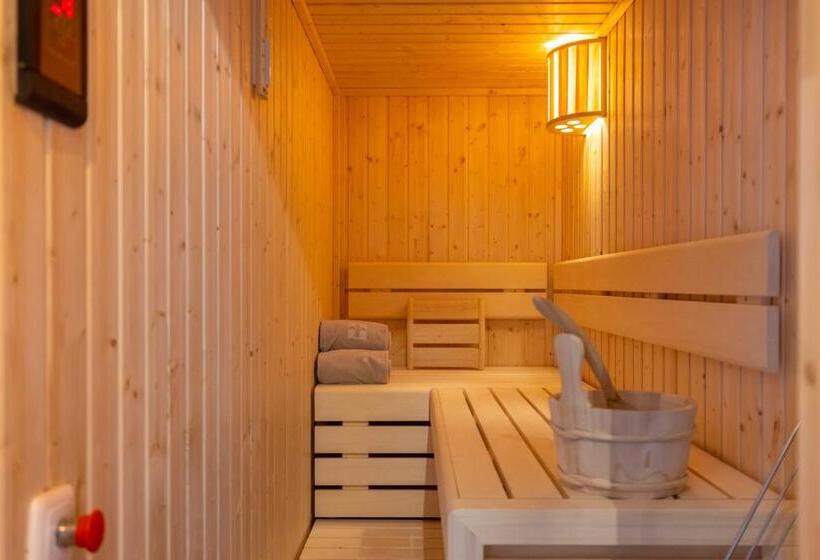 Апартаменты 2 Спальни, Alpenparks Hotel Montana Matrei