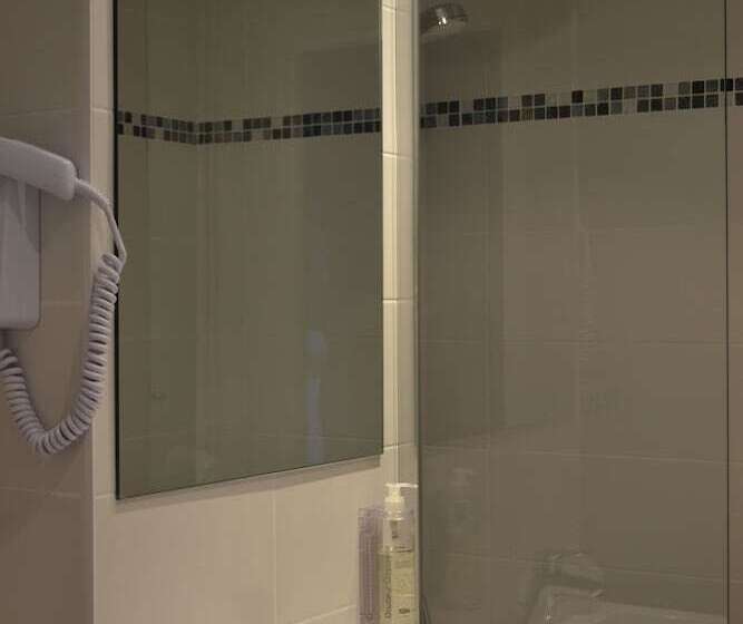 اتاق استاندارد, Brit Hotel Les Alizes