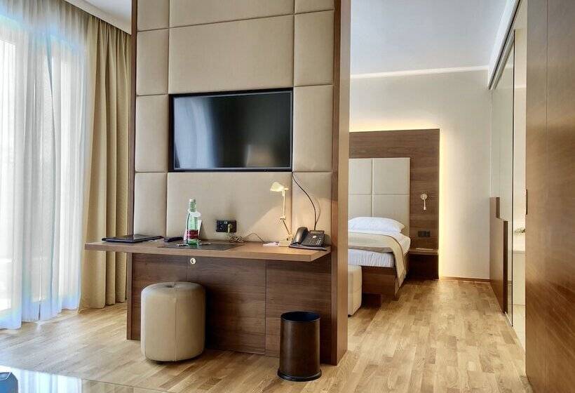 Полулюкс, Schlosspark Mauerbach   Adults Only