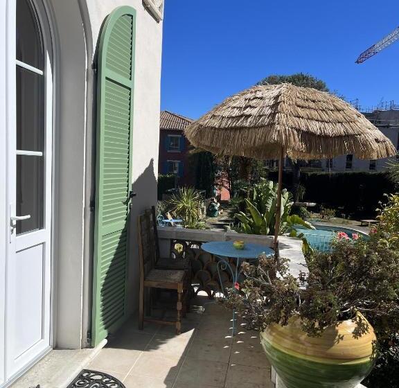 Номер Economy, Villa Roseraie