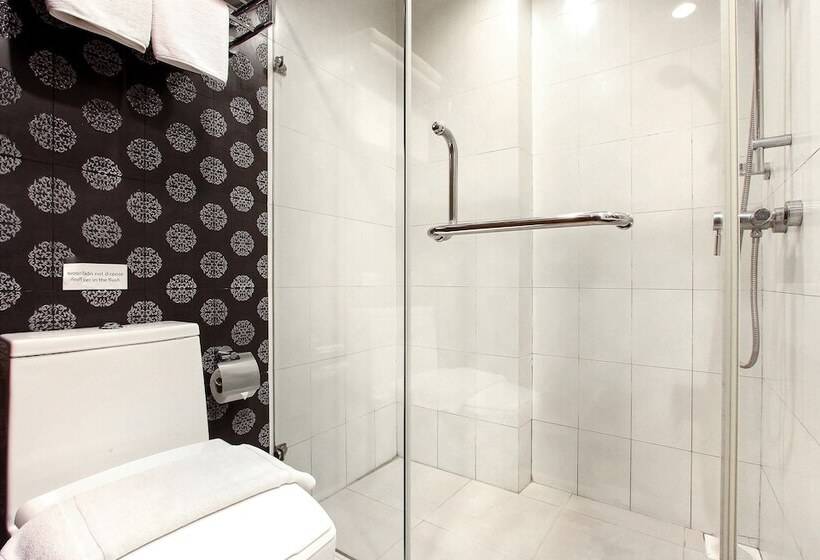اتاق لوکس, Bally Suite Silom