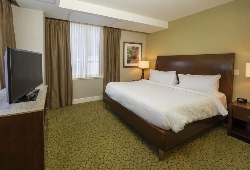 Номер Стандарт Двуспальная Кровать Адаптированный для Инвалидов, Hilton Garden Inn Buffalo Downtown