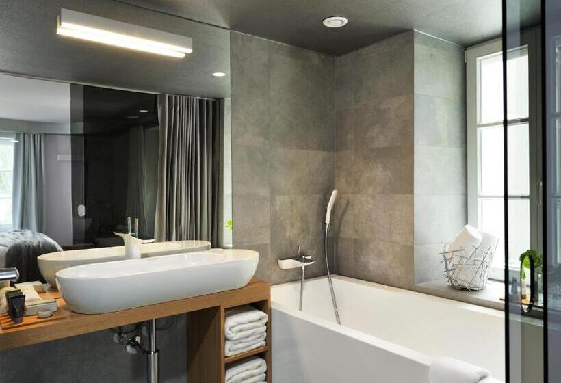 Junior suite with river view, Vander Urbani Resort   A Member Of Design Hotels