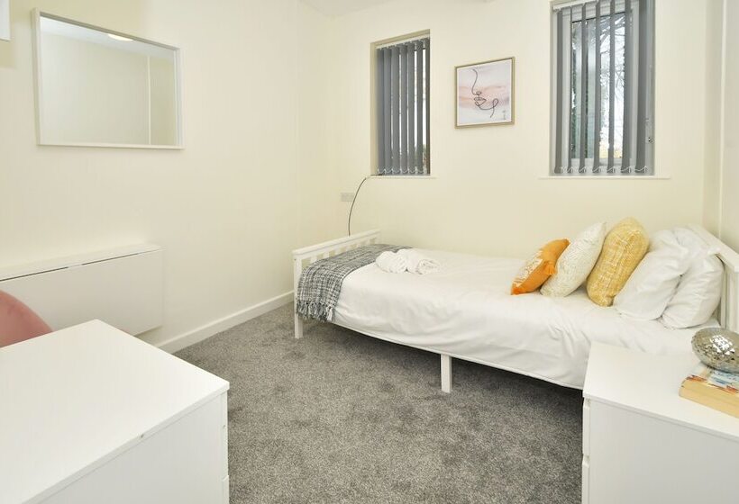 اتاق استاندارد یک تخته با سرویس بهداشتی مشترک, Townhouse @ Hall O Shaw Street Crewe