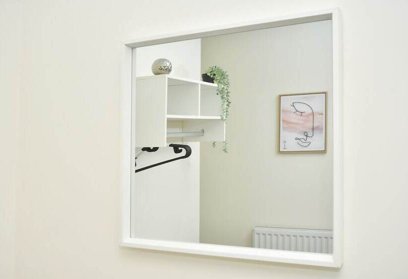 اتاق استاندارد یک تخته با سرویس بهداشتی مشترک, Townhouse @ Hall O Shaw Street Crewe