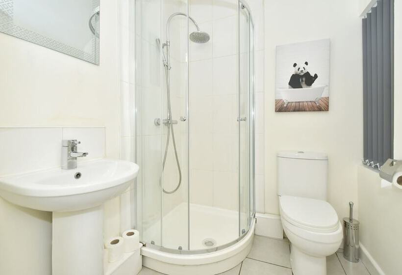 اتاق استاندارد یک تخته با سرویس بهداشتی مشترک, Townhouse @ Hall O Shaw Street Crewe