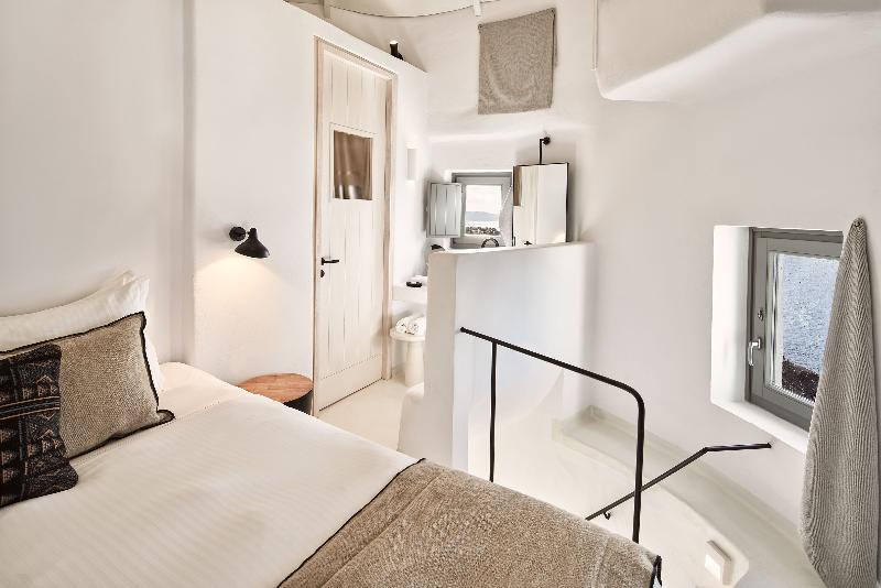 Люкс Вид на Море, Charisma Suites