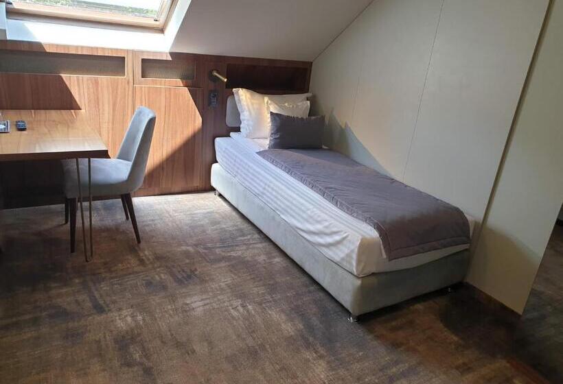 اتاق استاندارد یک نفره, Vila Siago