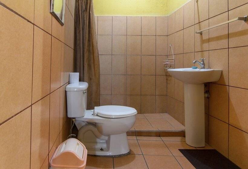 استودیوی استاندارد, Cabinas Madeleine