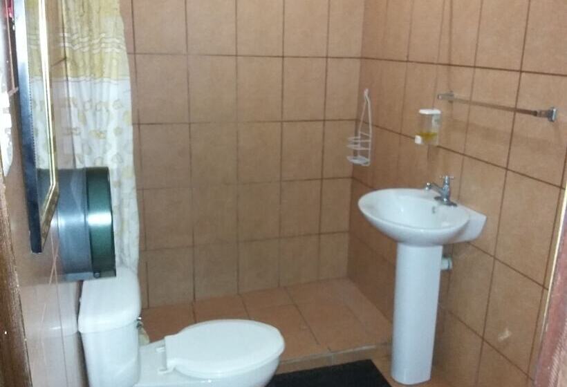 استودیوی استاندارد, Cabinas Madeleine