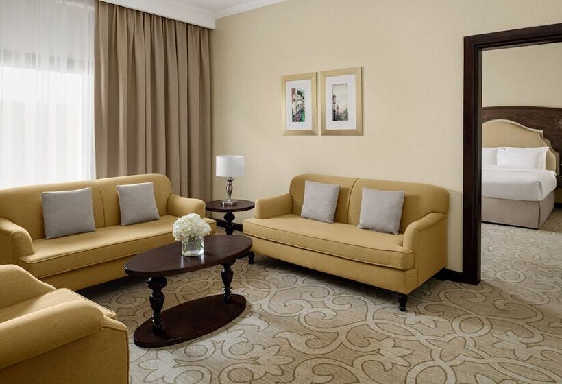 Люкс, Crowne Plaza Riyadh Al Waha, An Ihg