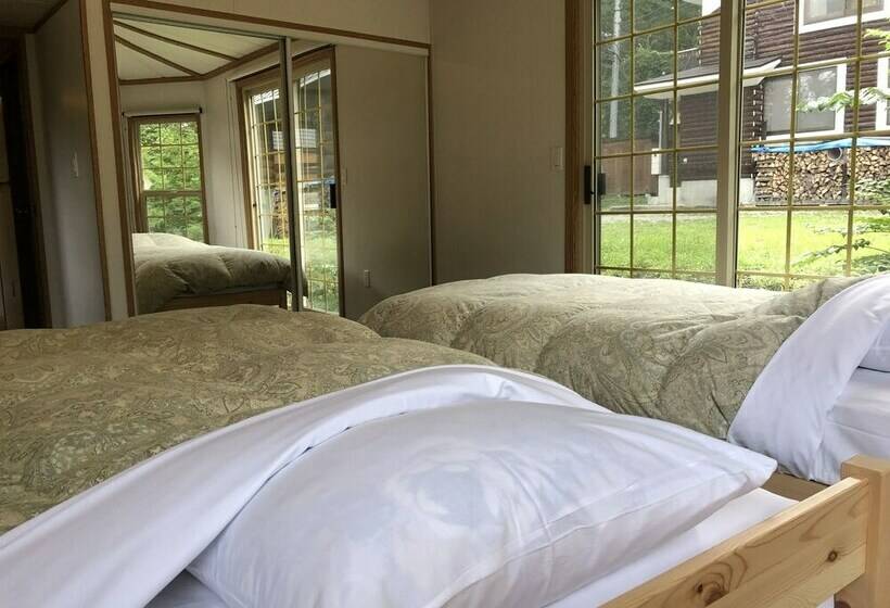 오두막, Hakuba Canadian Lodge