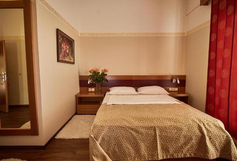 اتاق عادی, Vila Emei