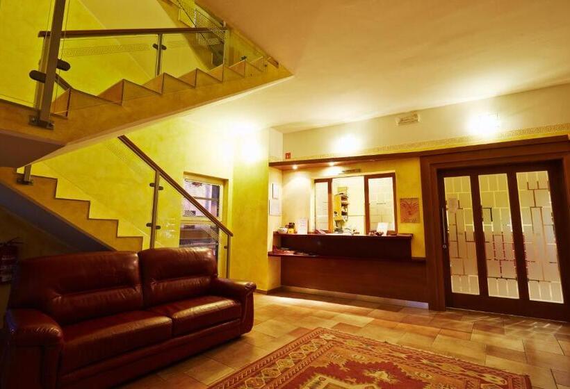 سوئیت خانواده 2 خوابه, Vila Emei