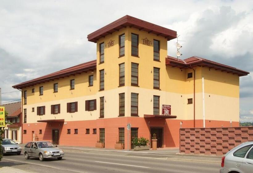 اتاق استاندارد, Vila Emei