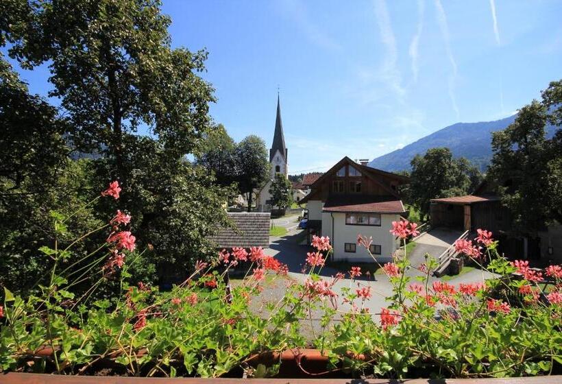 Апартаменты 3 Спальни, Bauernhof Katin