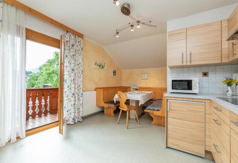Апартаменты 3 Спальни, Bauernhof Katin