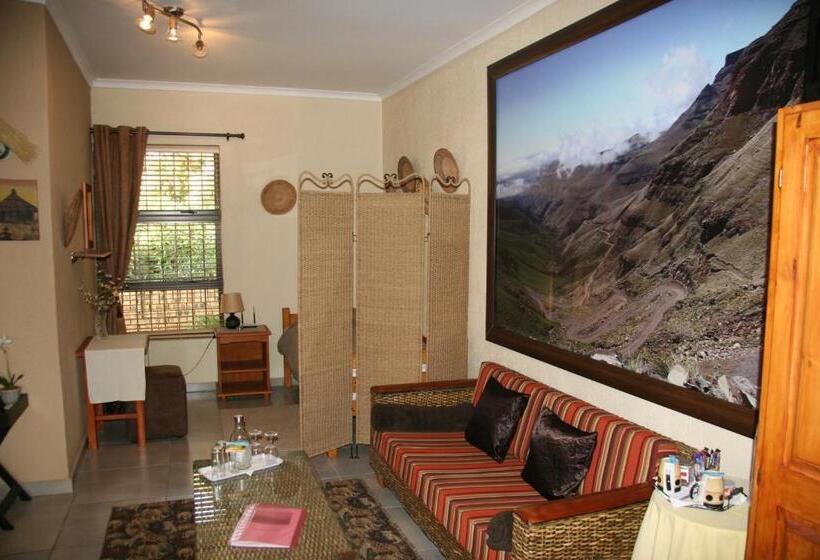 اتاق خانوادگی, Ponciana Superior Guesthouse