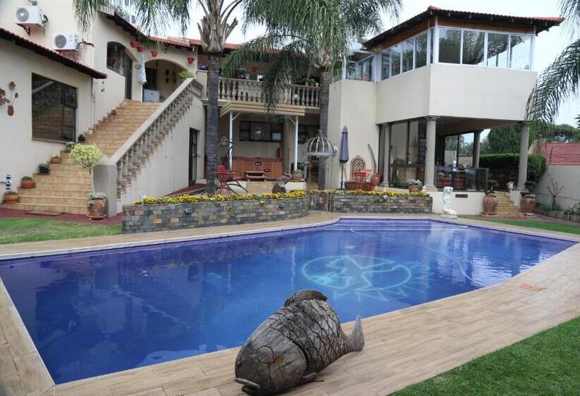 اتاق خانوادگی, Ponciana Superior Guesthouse