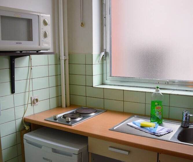 إستوديو قياسى, Budget Flats Antwerpen