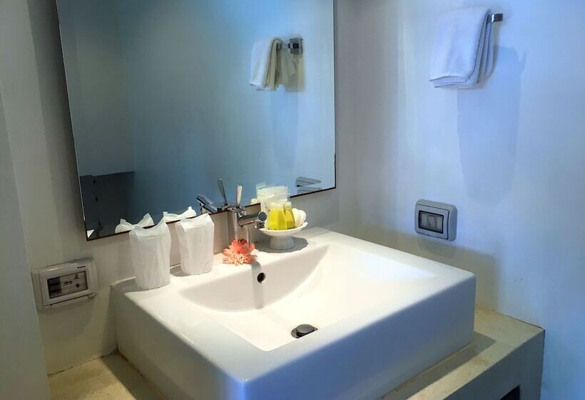 2 베드룸 컴포트 아파트, The Front Hotel And Apartments