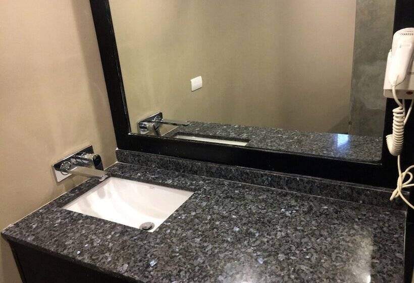 침실 2개 바다 전망 아파트, The Front Hotel And Apartments