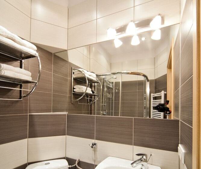 Estúdio Economy, 4seasons﻿ Apartments Cracow
