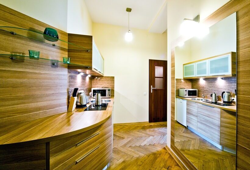 Apartamento 2 Quartos Vista Jardim, 4seasons﻿ Apartments Cracow