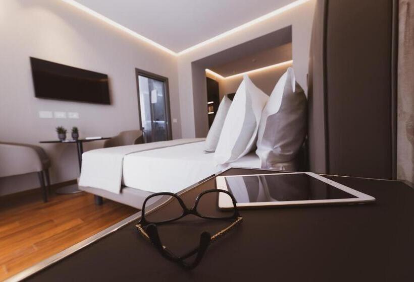 Номер Deluxe, Callistos Hotel & Spa