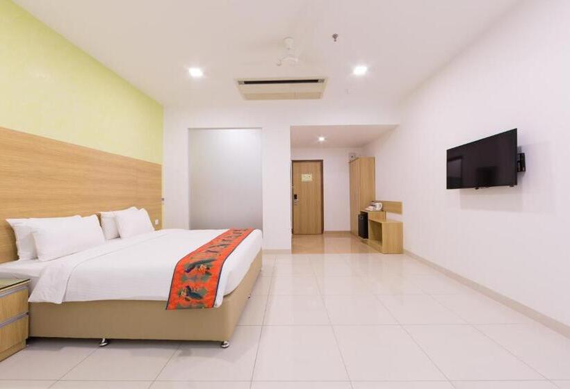 Номер Deluxe, Ginger Noida City Center