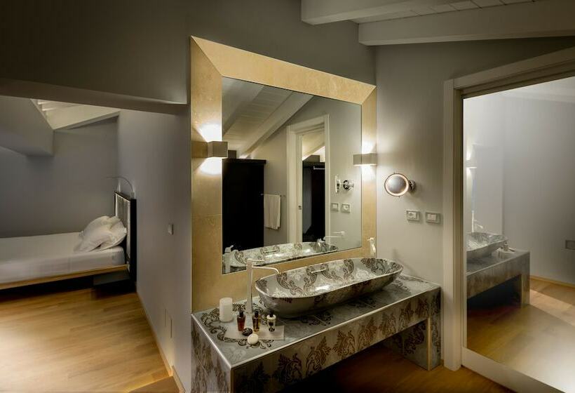 سوییت خانوادگی, Villa Neri Resort & Spa