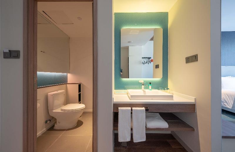 身障者適用キングサイズベッドルーム, Holiday Inn Express Nantong North Gateway, An Ihg