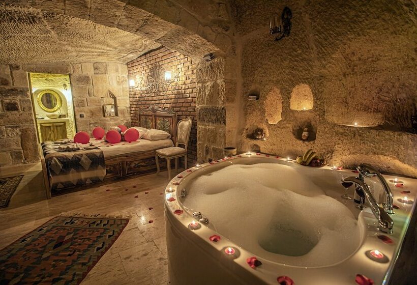 اتاق لوکس با چشم‌انداز, Casia Cave Suites