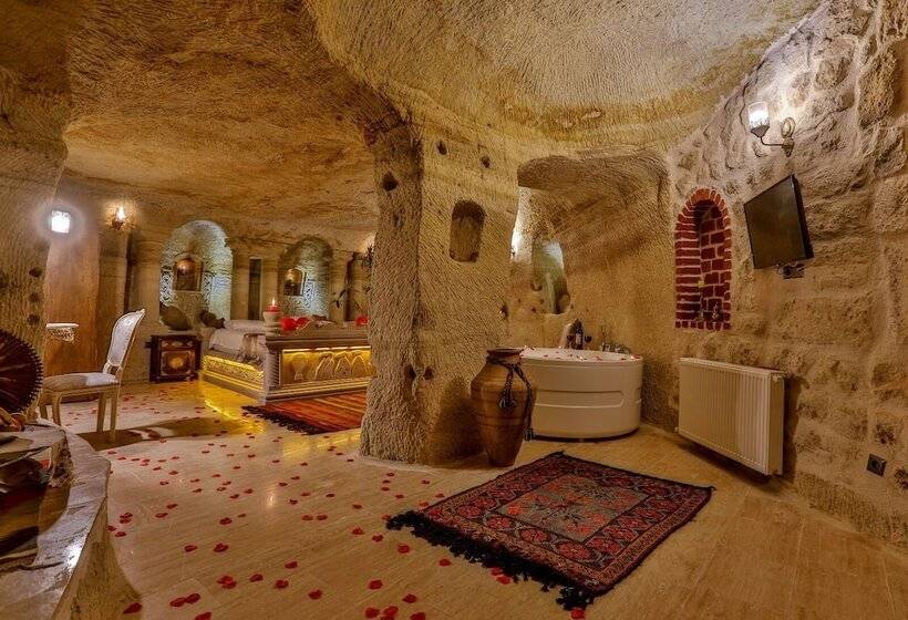 سوئیت دولوکس با چشم‌انداز, Casia Cave Suites