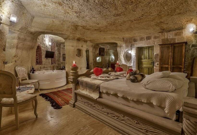 سوئیت دولوکس با چشم‌انداز, Casia Cave Suites