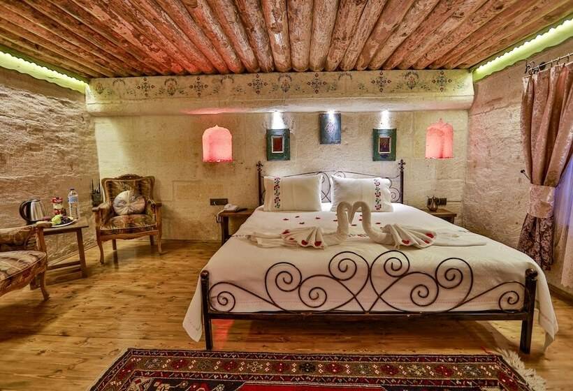 سوئیت دولوکس با چشم‌انداز, Casia Cave Suites