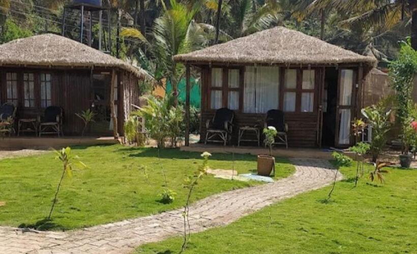Quarto Deluxe Vista Mar Lateral, Neelchand