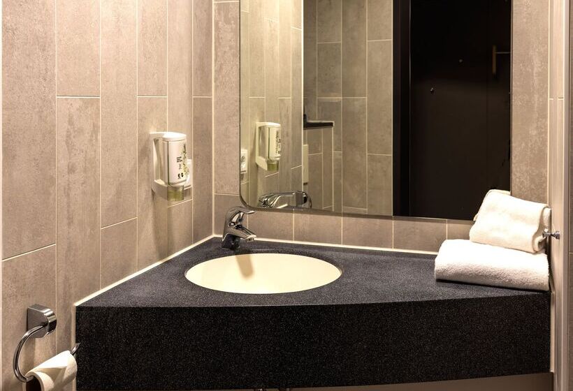 Номер Стандарт, B&b Hotel Koblenz City