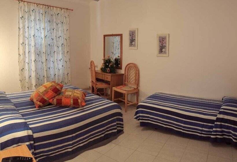 Номер Стандарт Трехместный, Punta Faro