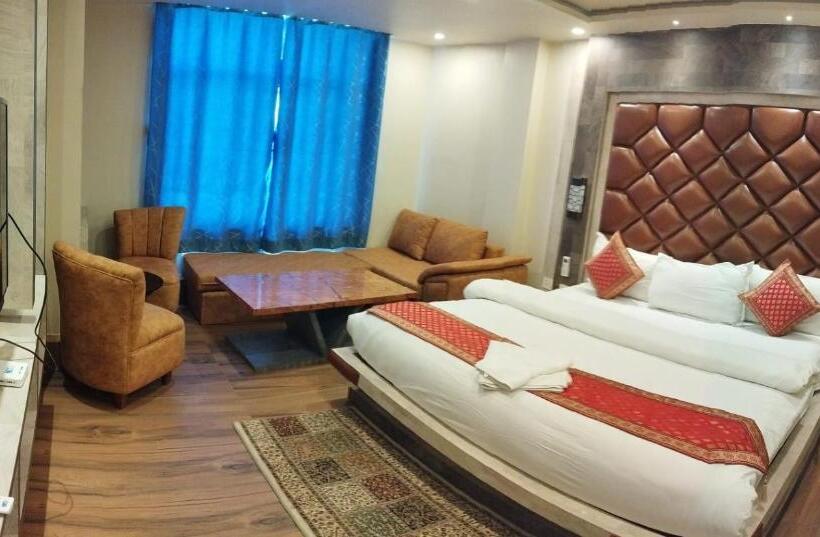 اتاق استاندارد با تخت بزرگ, City Park