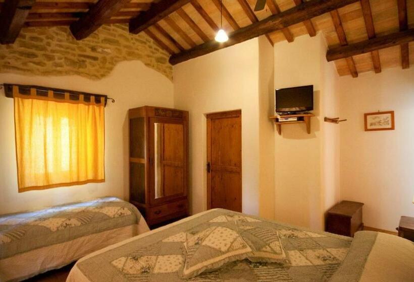 اتاق استاندارد سه نفره, Pietra Antica Agriturismo
