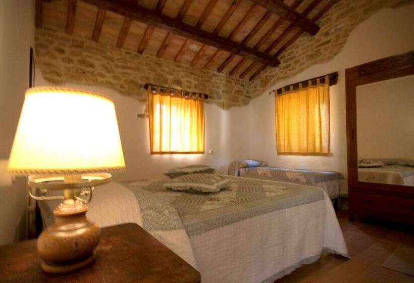 اتاق استاندارد سه نفره, Pietra Antica Agriturismo