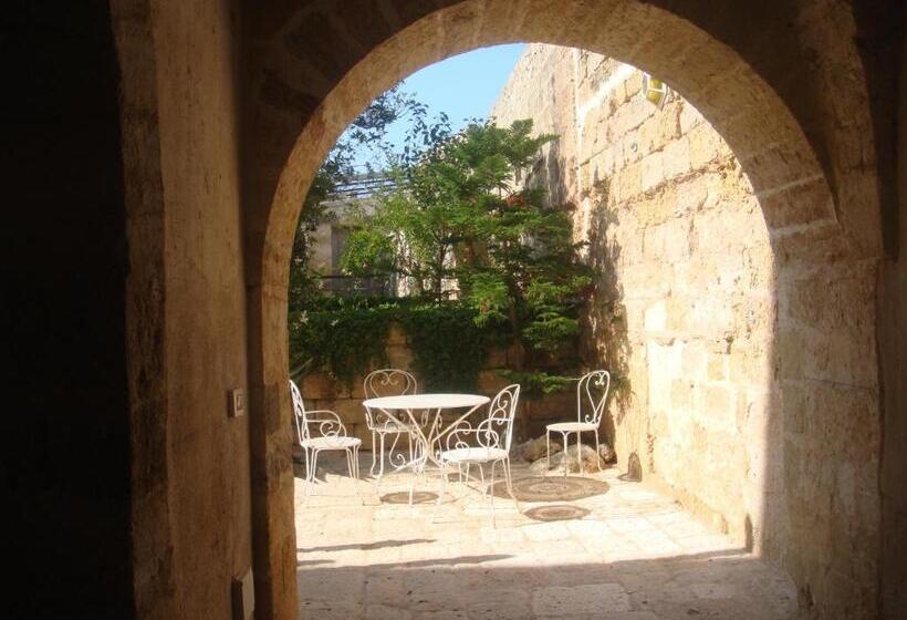 テラス付きスタンダードルーム, Castle Xviii Near Sea