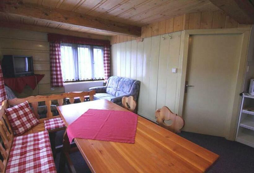 低层单卧公寓, Chalupa U Novotných