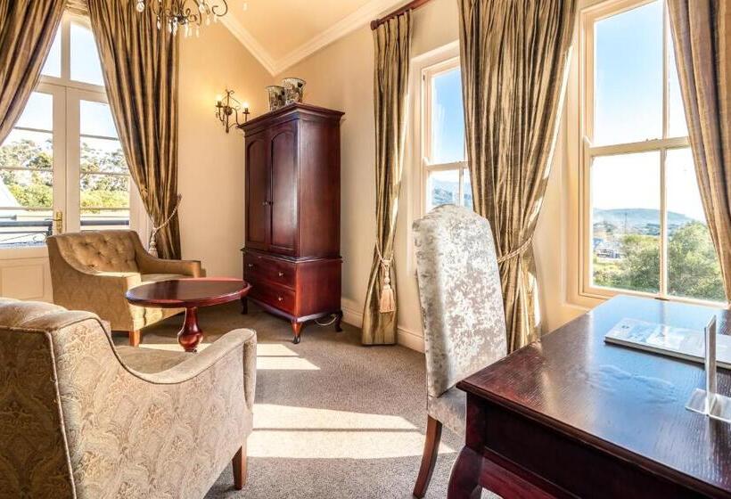 Люкс Вид на Горы, L Ermitage   Franschhoek Chateau & Villas