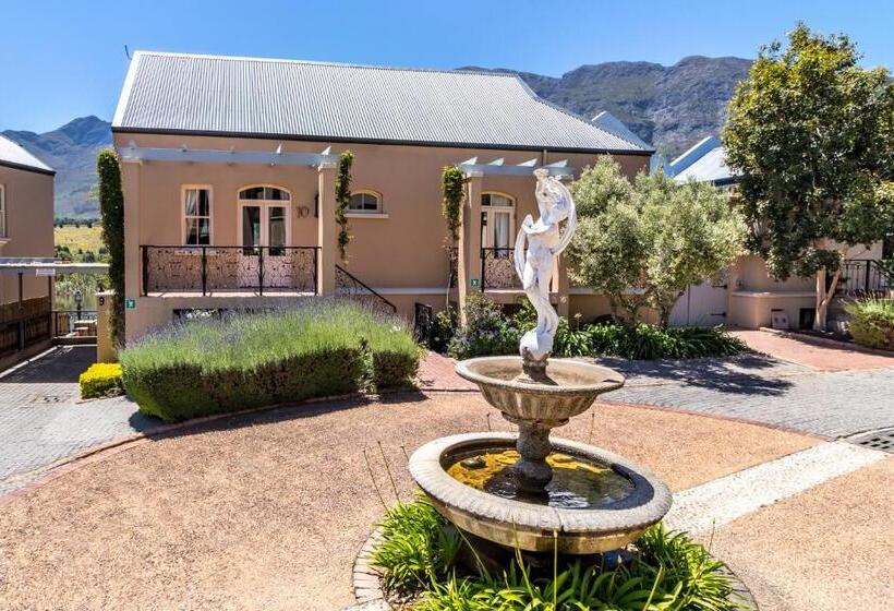 Вилла 2 Спальни, L Ermitage   Franschhoek Chateau & Villas